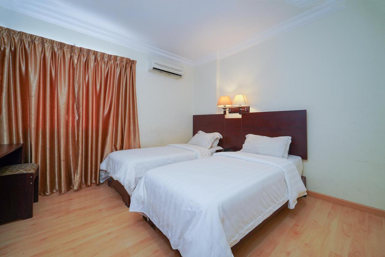 Capital O 89658 Bustani Hotel Jitra Exterior photo