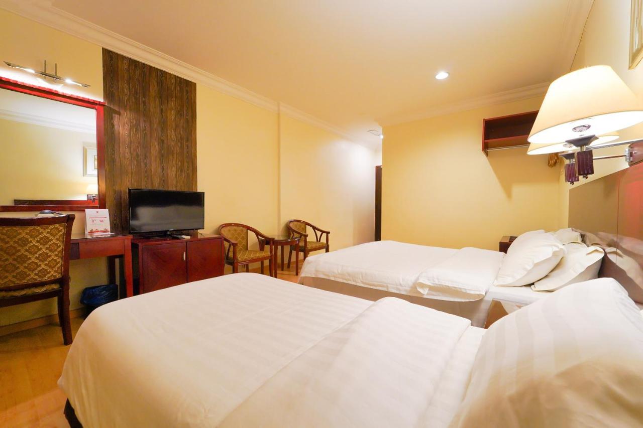 Capital O 89658 Bustani Hotel Jitra Exterior photo