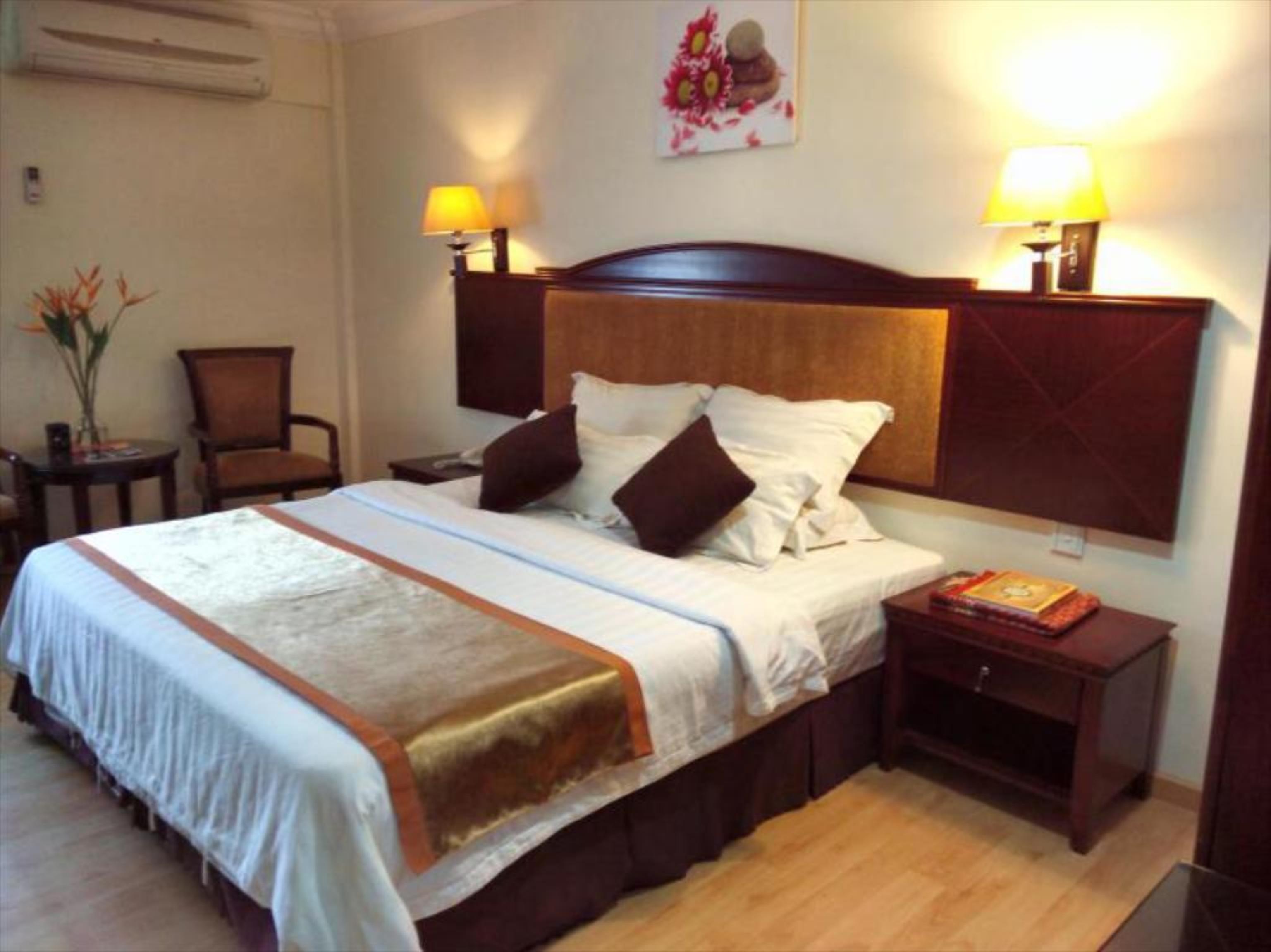 Capital O 89658 Bustani Hotel Jitra Exterior photo